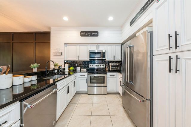 4466 Leo Lane, Riviera Beach, FL 33410