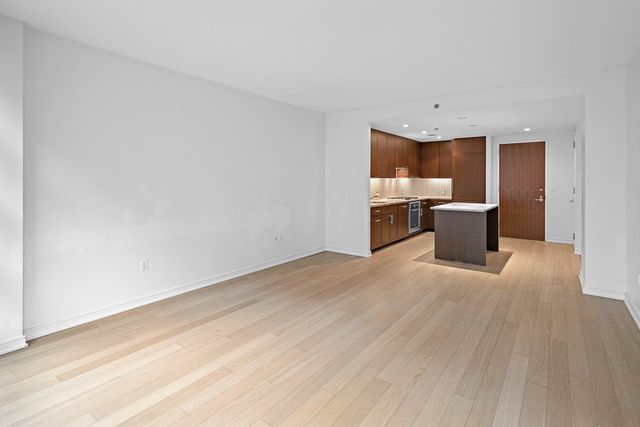 580 Washington St 404, Boston, MA 02111