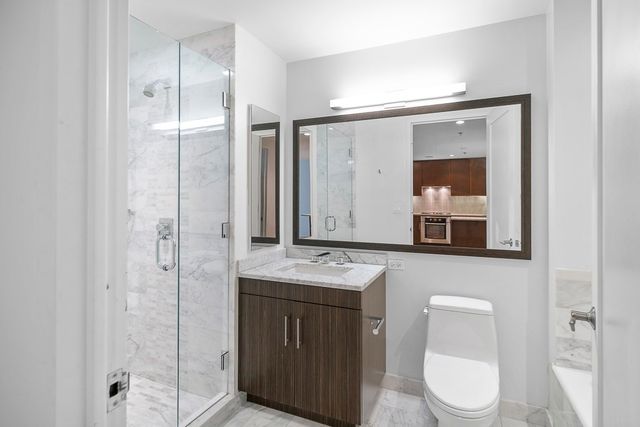 580 Washington St 404, Boston, MA 02111