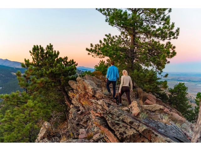 634 Fountaintree Ln, Boulder, CO 80304
