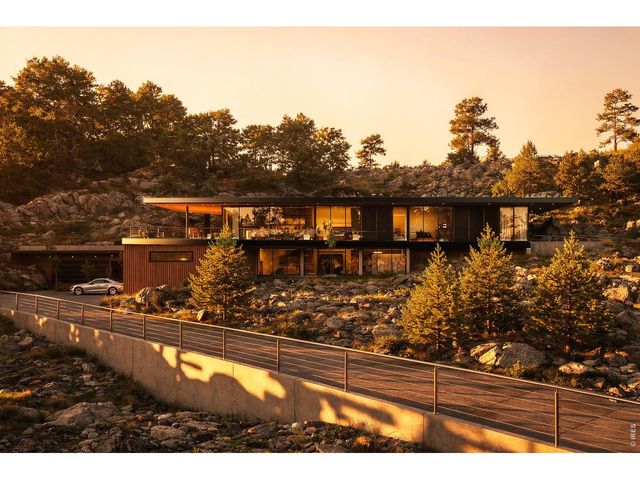 634 Fountaintree Ln, Boulder, CO 80304