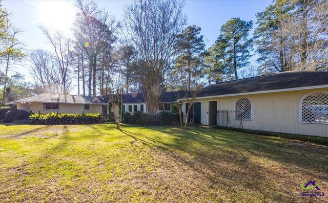 4555 Old Club Road, Macon, GA 31210