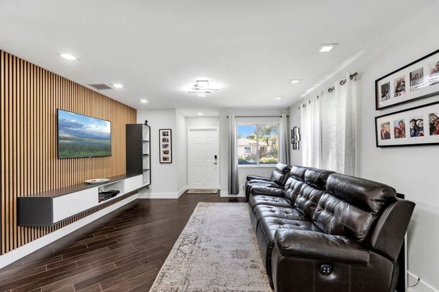 1220 SW 46th Terrace, Deerfield Beach, FL 33442