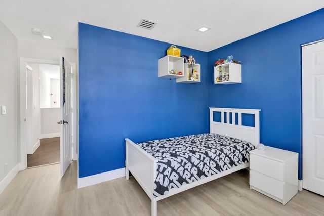 1220 SW 46th Terrace, Deerfield Beach, FL 33442