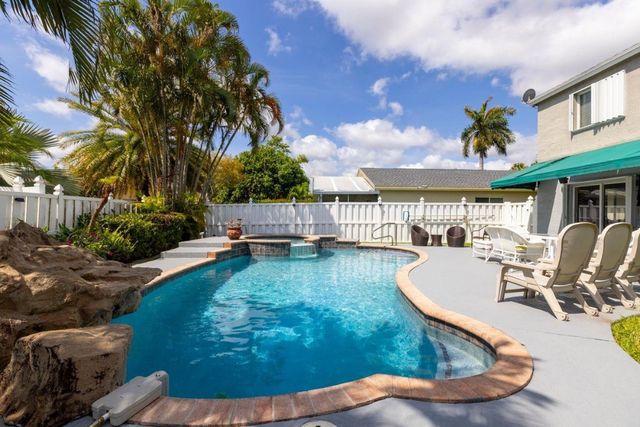 1220 SW 46th Terrace, Deerfield Beach, FL 33442