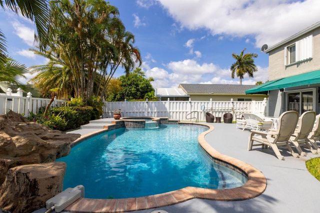 1220 SW 46th Terrace, Deerfield Beach, FL 33442