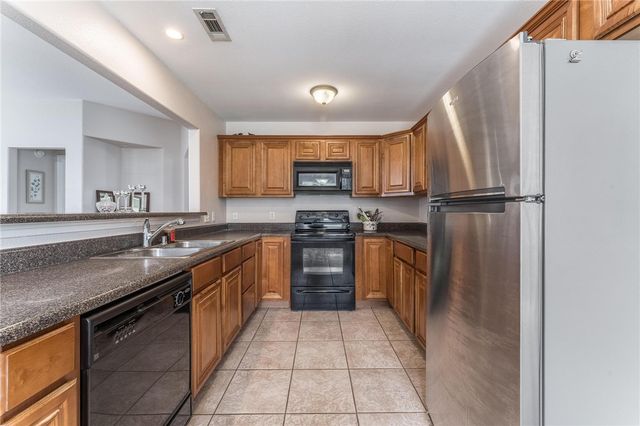 1308 E Freedom Street, Siloam Springs, AR 72761