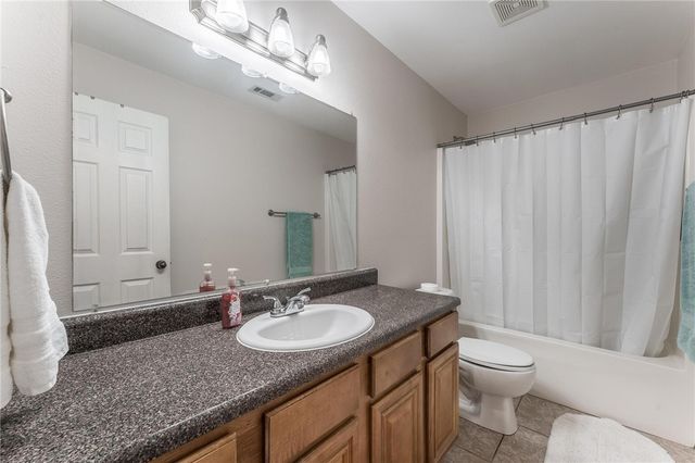 1308 E Freedom Street, Siloam Springs, AR 72761