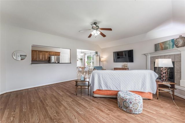 1308 E Freedom Street, Siloam Springs, AR 72761
