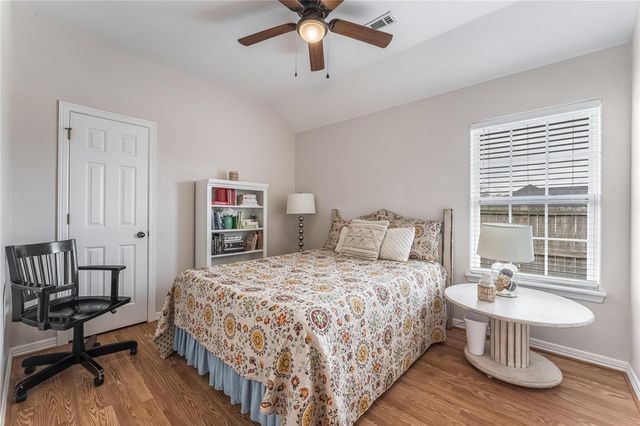 1308 E Freedom Street, Siloam Springs, AR 72761