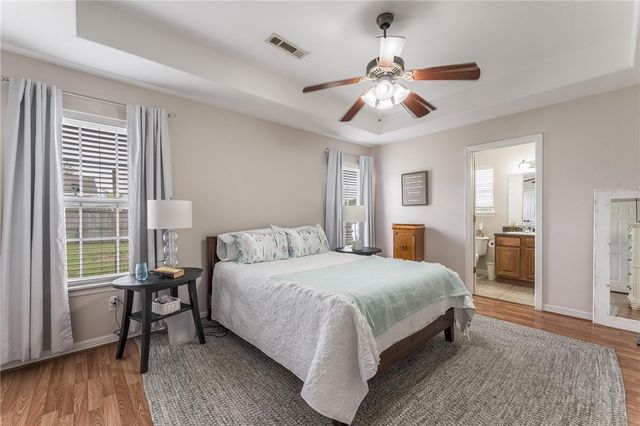1308 E Freedom Street, Siloam Springs, AR 72761