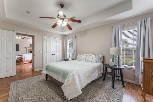 1308 E Freedom Street, Siloam Springs, AR 72761