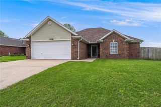 1308 E Freedom Street, Siloam Springs, AR 72761