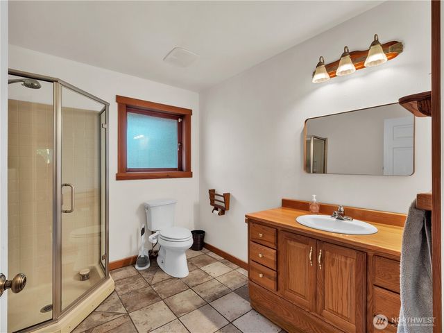17261 Golden View Avenue, La Conner, WA 98257