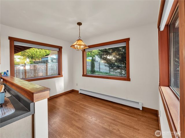 17261 Golden View Avenue, La Conner, WA 98257