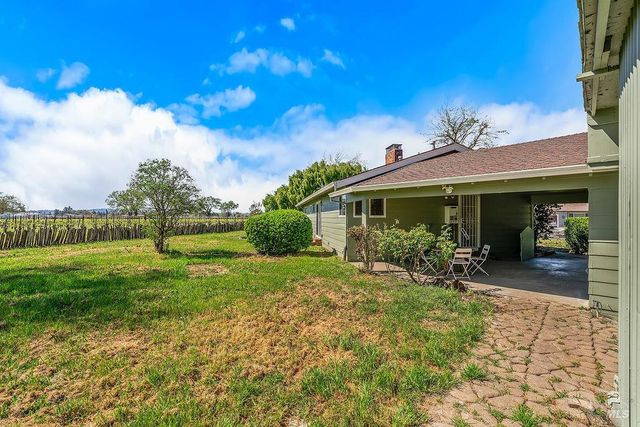 878 Pauline Ct, Santa Rosa, CA 95401
