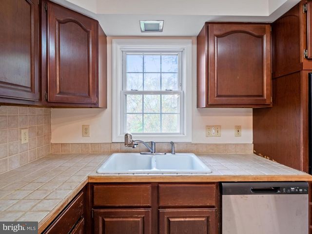 4907 37TH PL, Hyattsville, MD 20782