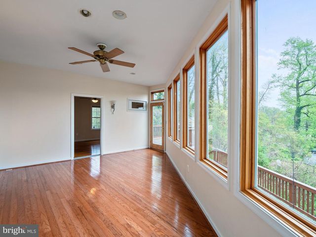 4907 37TH PL, Hyattsville, MD 20782