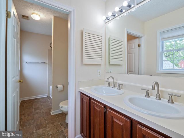 4907 37TH PL, Hyattsville, MD 20782