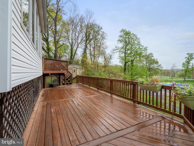 4907 37TH PL, Hyattsville, MD 20782