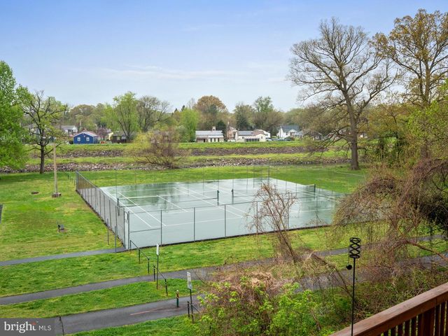 4907 37TH PL, Hyattsville, MD 20782