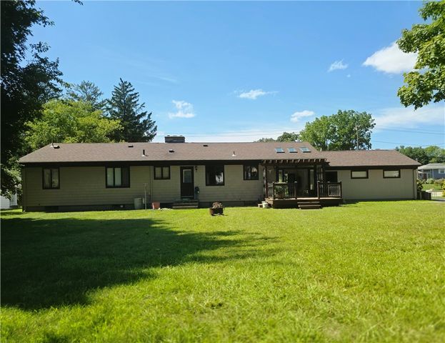 218 Oaklawn Avenue, Cranston, RI 02920