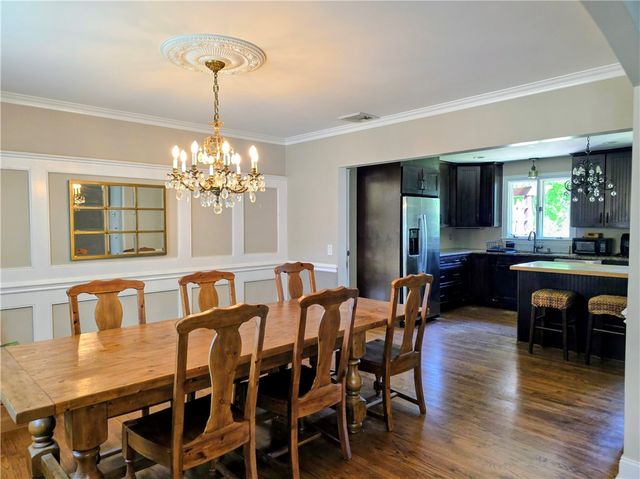 218 Oaklawn Avenue, Cranston, RI 02920