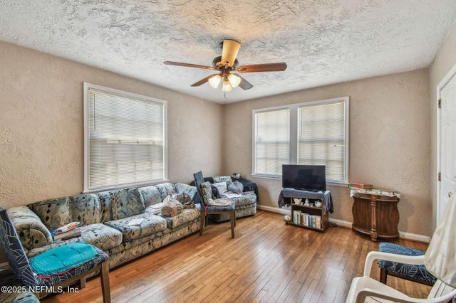 2660 GALE Court, Jacksonville, FL 32204