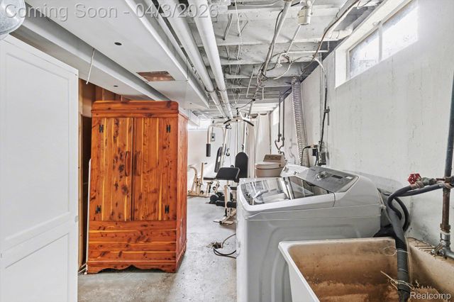 7377 Grandwood Drive, Mundy Township, MI 48473