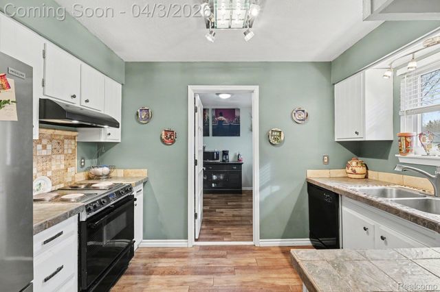 7377 Grandwood Drive, Mundy Township, MI 48473