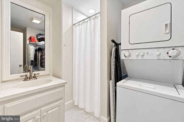 313 GREEN ST, Philadelphia, PA 19123