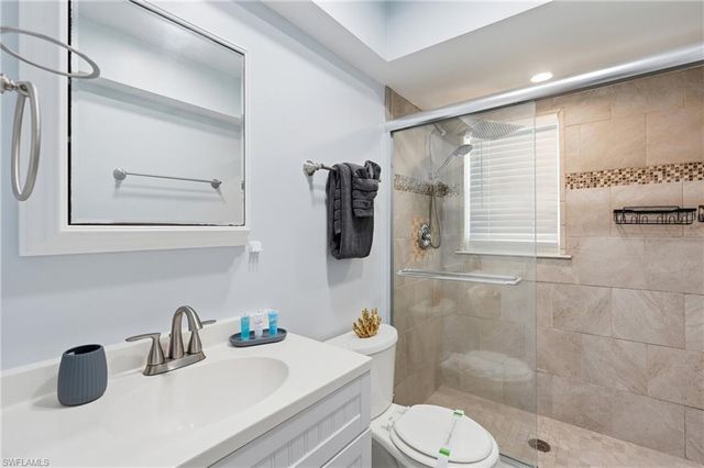 1421 SE 29th TER, Cape Coral, FL 33904