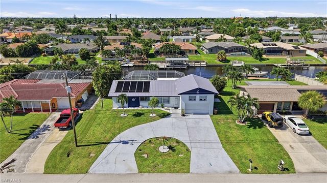 1421 SE 29th TER, Cape Coral, FL 33904