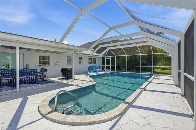 1421 SE 29th TER, Cape Coral, FL 33904