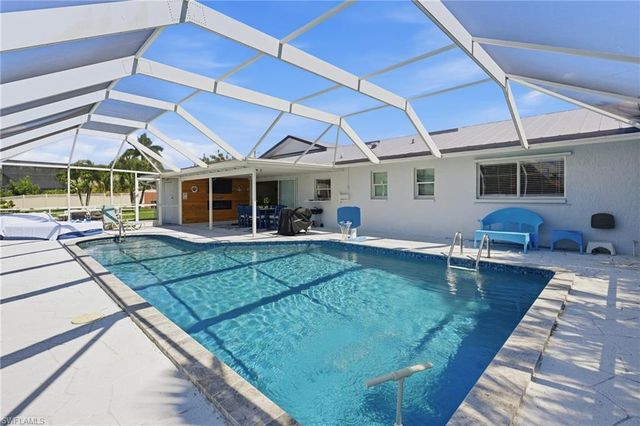 1421 SE 29th TER, Cape Coral, FL 33904