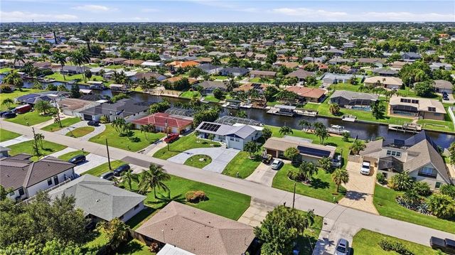1421 SE 29th TER, Cape Coral, FL 33904