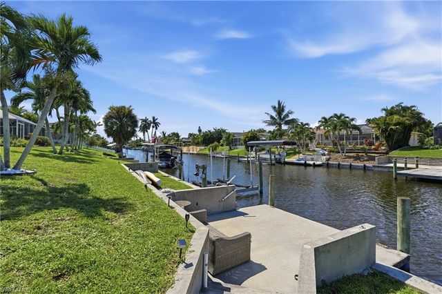 1421 SE 29th TER, Cape Coral, FL 33904