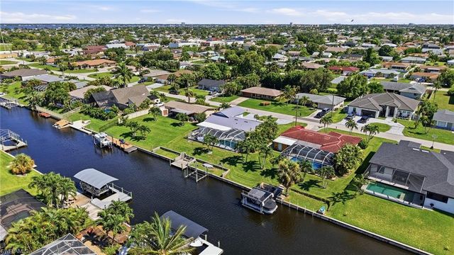 1421 SE 29th TER, Cape Coral, FL 33904
