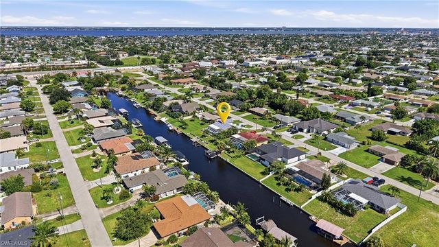 1421 SE 29th TER, Cape Coral, FL 33904