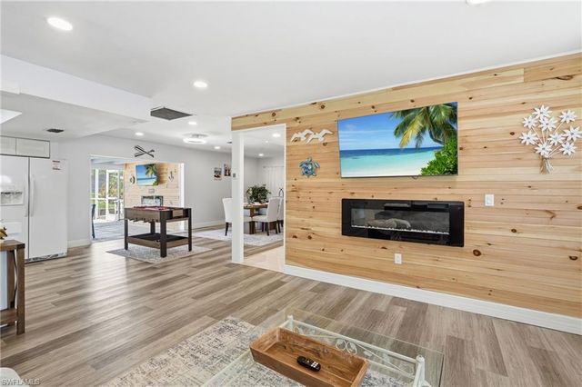 1421 SE 29th TER, Cape Coral, FL 33904