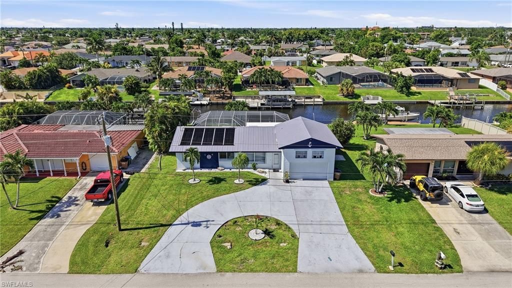1421 SE 29th TER, CAPE CORAL, FL 33904 — photo 3