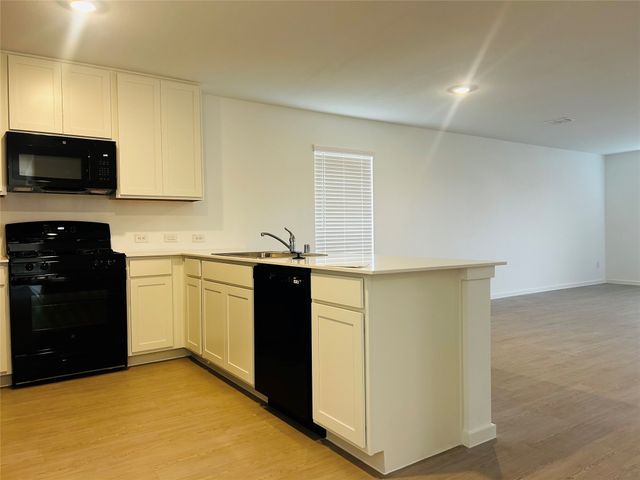 717 Dressage Lane, Aubrey, TX 76227