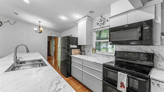 6137 WATERMAN LANE, Lakeland, FL 33812