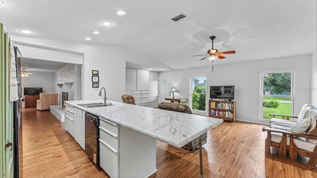 6137 WATERMAN LANE, Lakeland, FL 33812