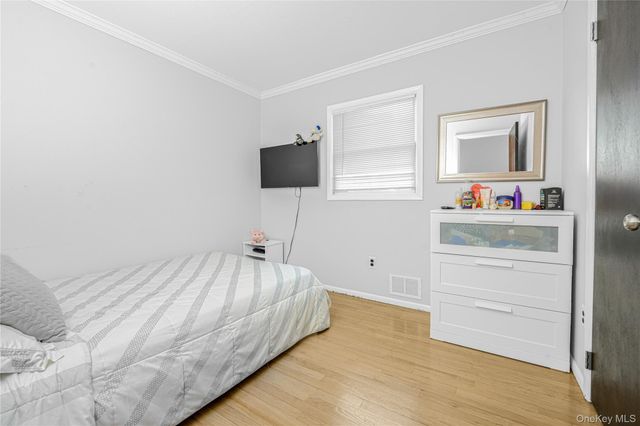 81 Houston street, Staten Island, NY 10302