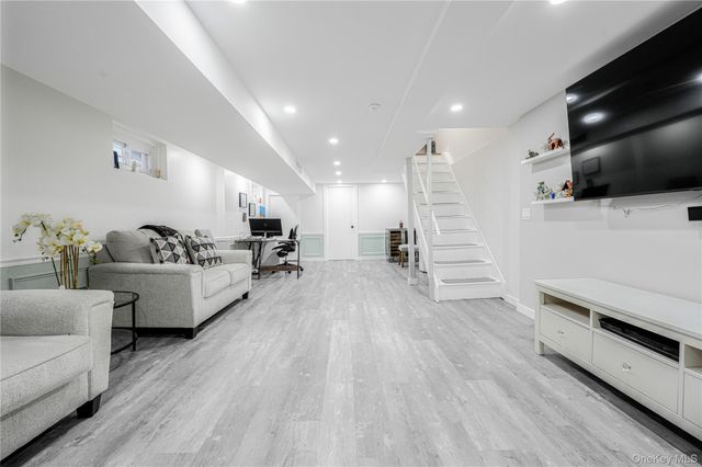 81 Houston street, Staten Island, NY 10302