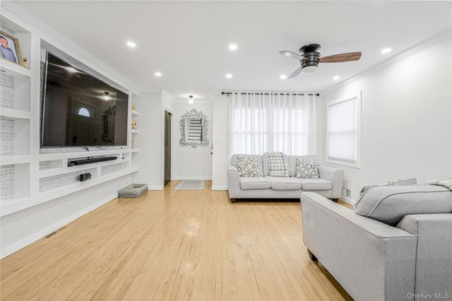 81 Houston street, Staten Island, NY 10302