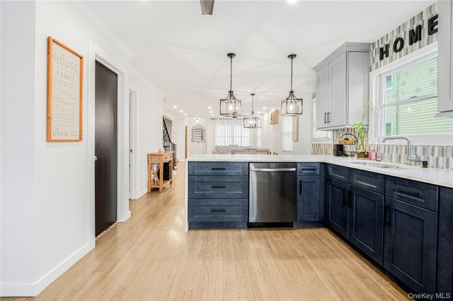 81 Houston street, Staten Island, NY 10302