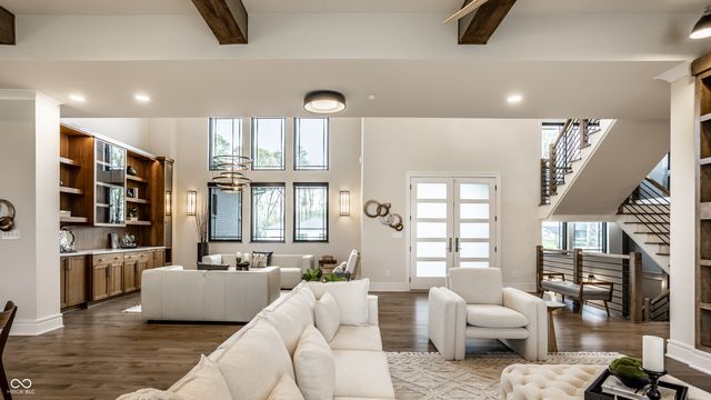 4292 Alderborough Way, Zionsville, IN 46077