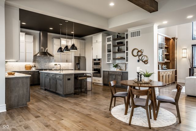 4292 Alderborough Way, Zionsville, IN 46077